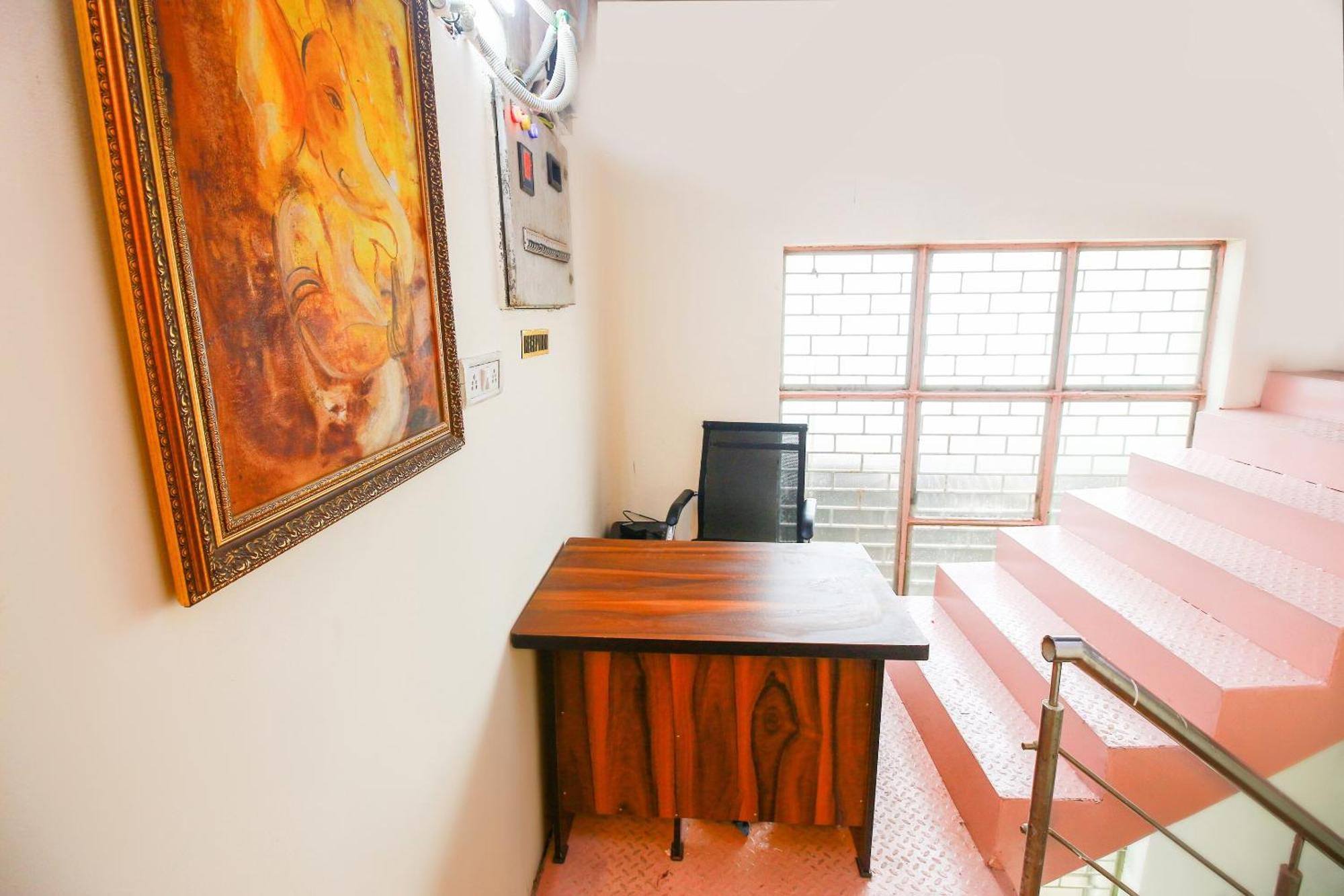 Hotel O Ansh Residency Делхи Екстериор снимка